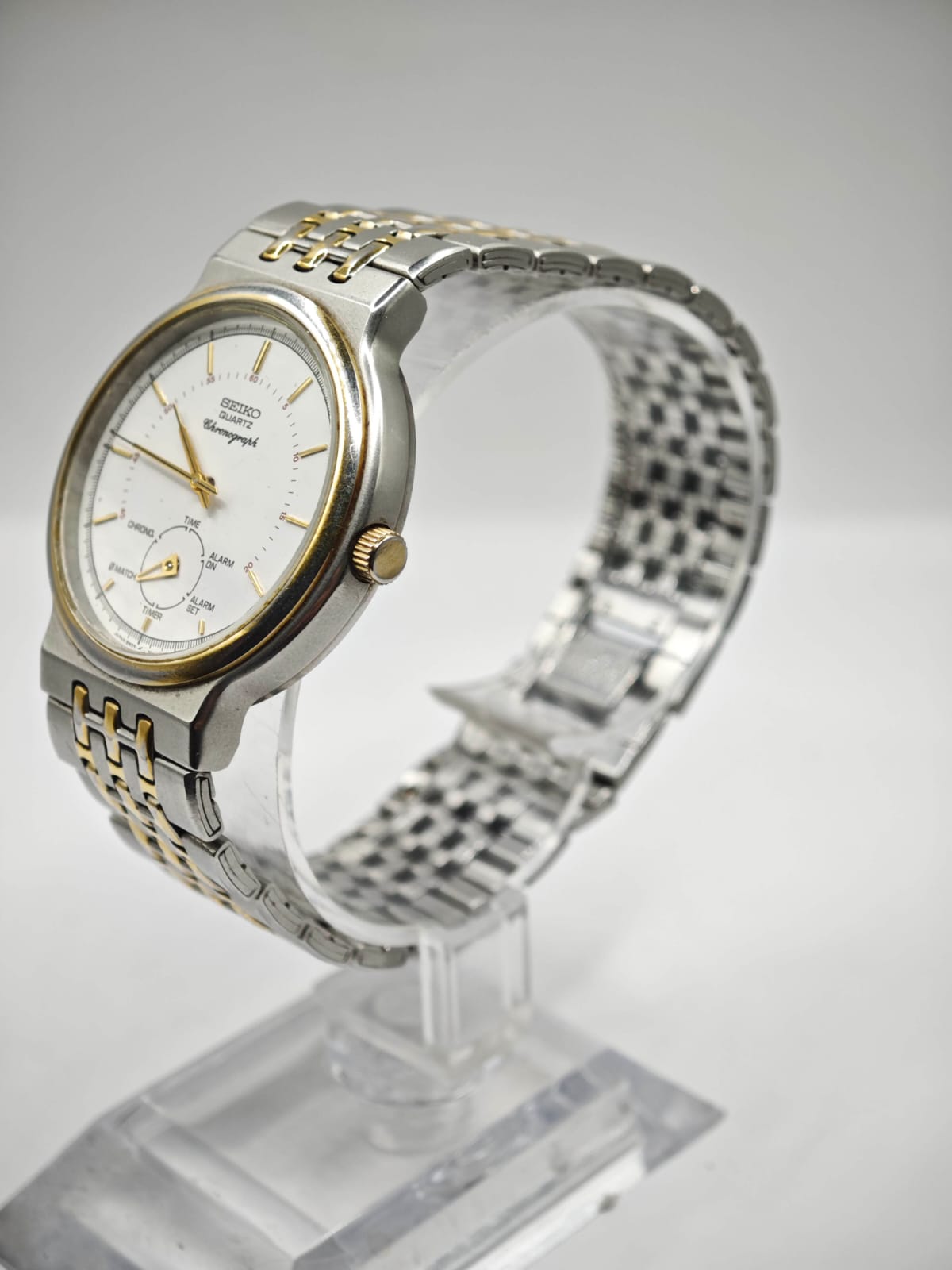Seiko 8M25-7000