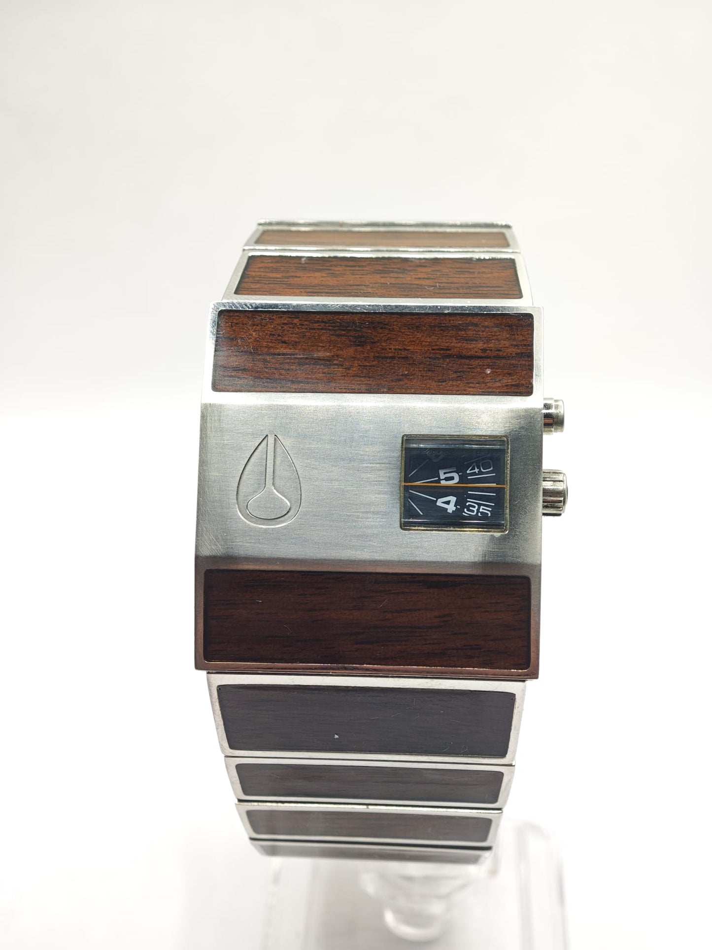 Nixon Rotolog